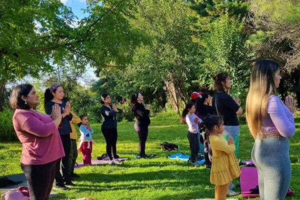 Taller de apreciación de la naturaleza y Yoga familiar